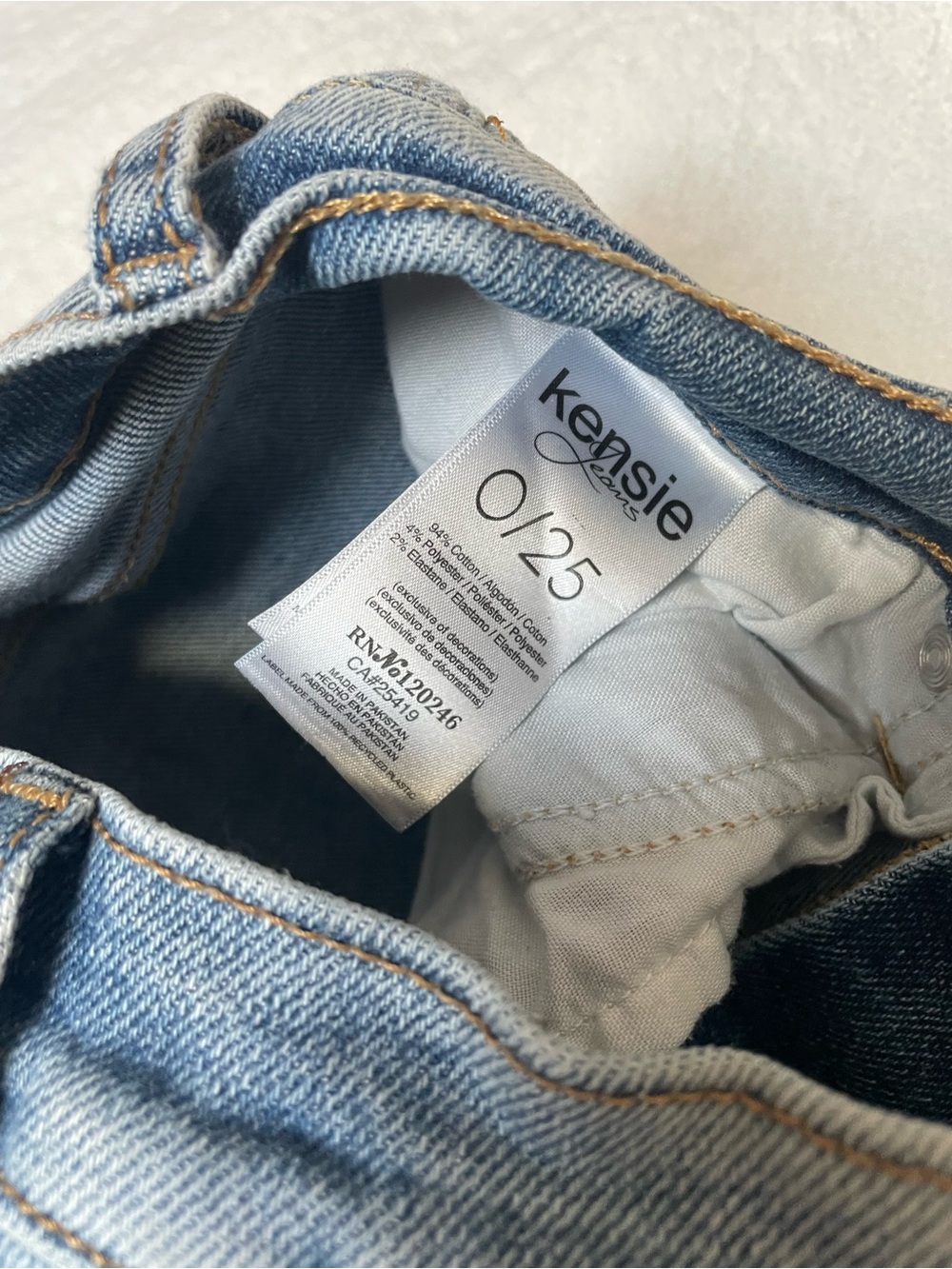 Kensie Jeans Light Wash Slim - Picture 5 of 7